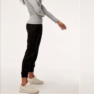Aritzia || TALULA Drawstring Joggers